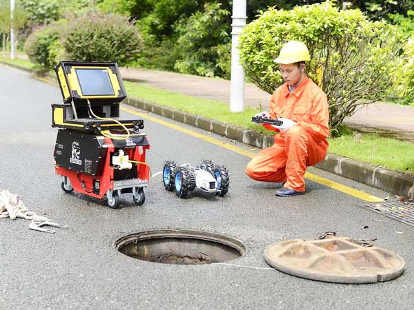 九真镇管道机器人检测